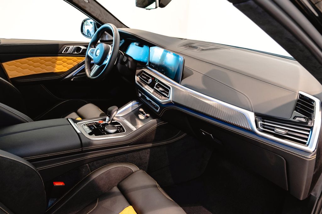 BMW X6 M - Photo 23