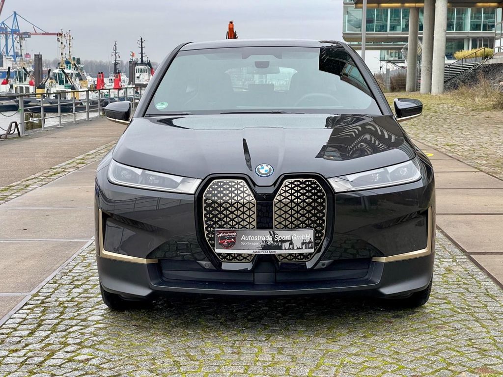 BMW iX - Photo 2