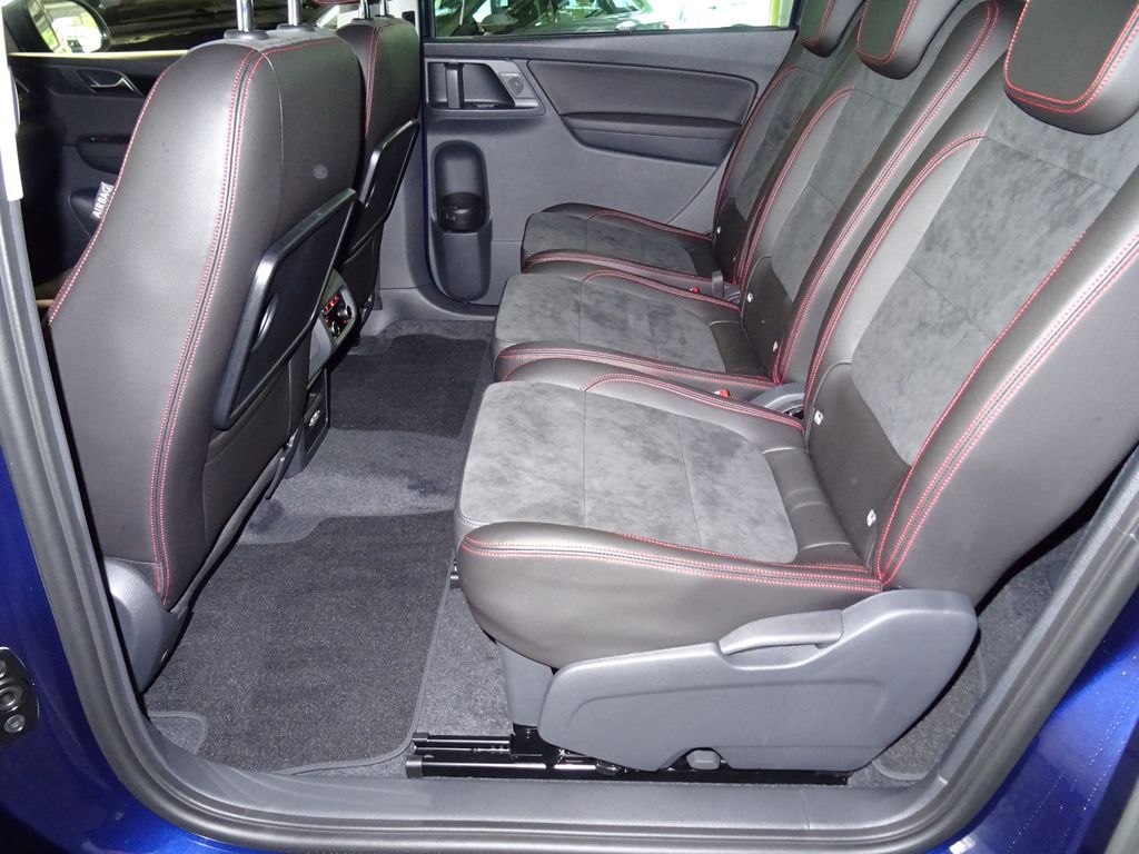 Seat Alhambra - Photo 11