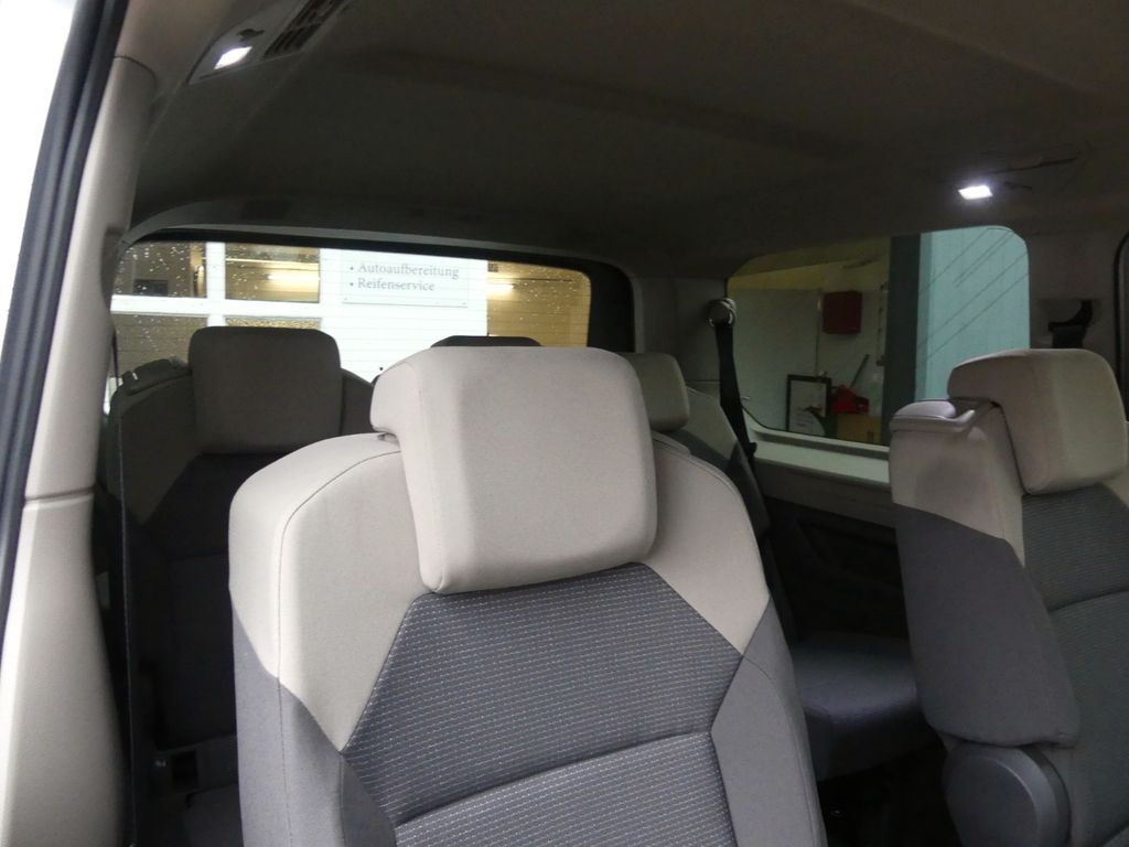 Volkswagen T7 Multivan - Photo 18