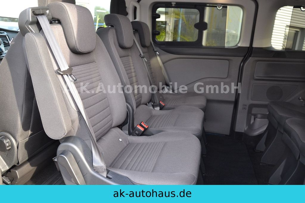 Ford Tourneo Custom - Photo 31
