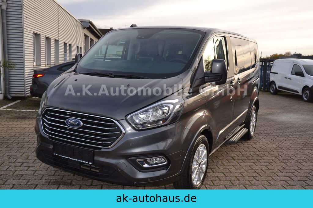 Ford Tourneo Custom - Photo 15