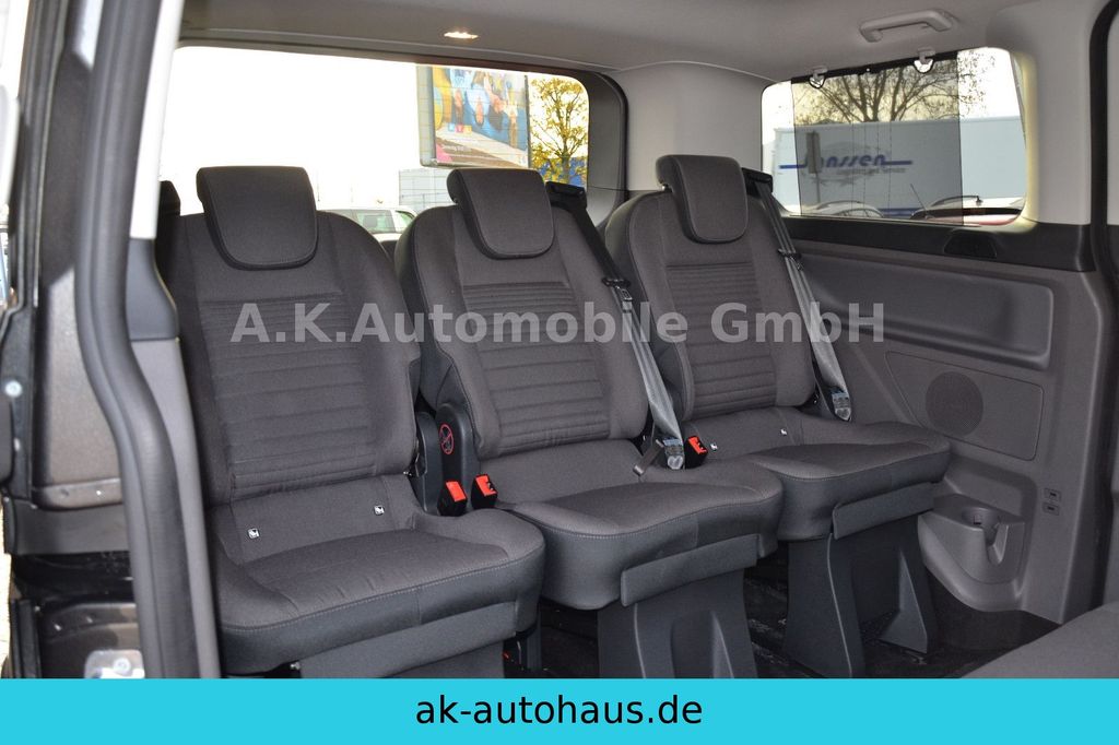 Ford Tourneo Custom - Photo 16