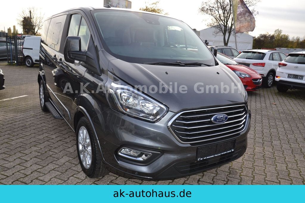 Ford Tourneo Custom - Photo 3