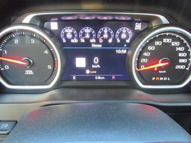 Chevrolet Silverado - Photo 14