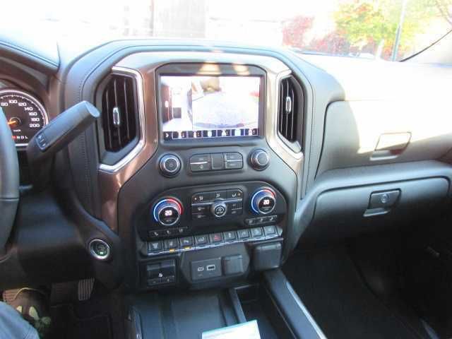 Chevrolet Silverado - Photo 18