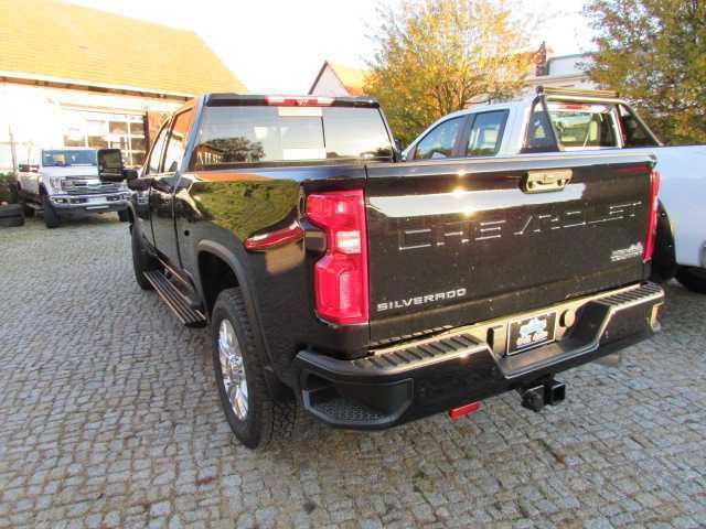 Chevrolet Silverado - Photo 6