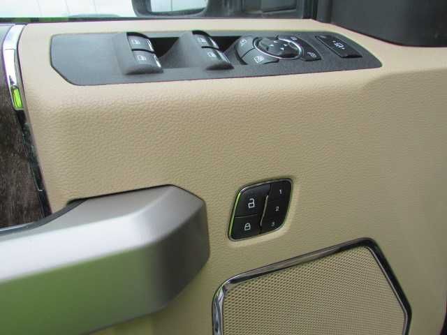 Ford F 250 - Photo 17